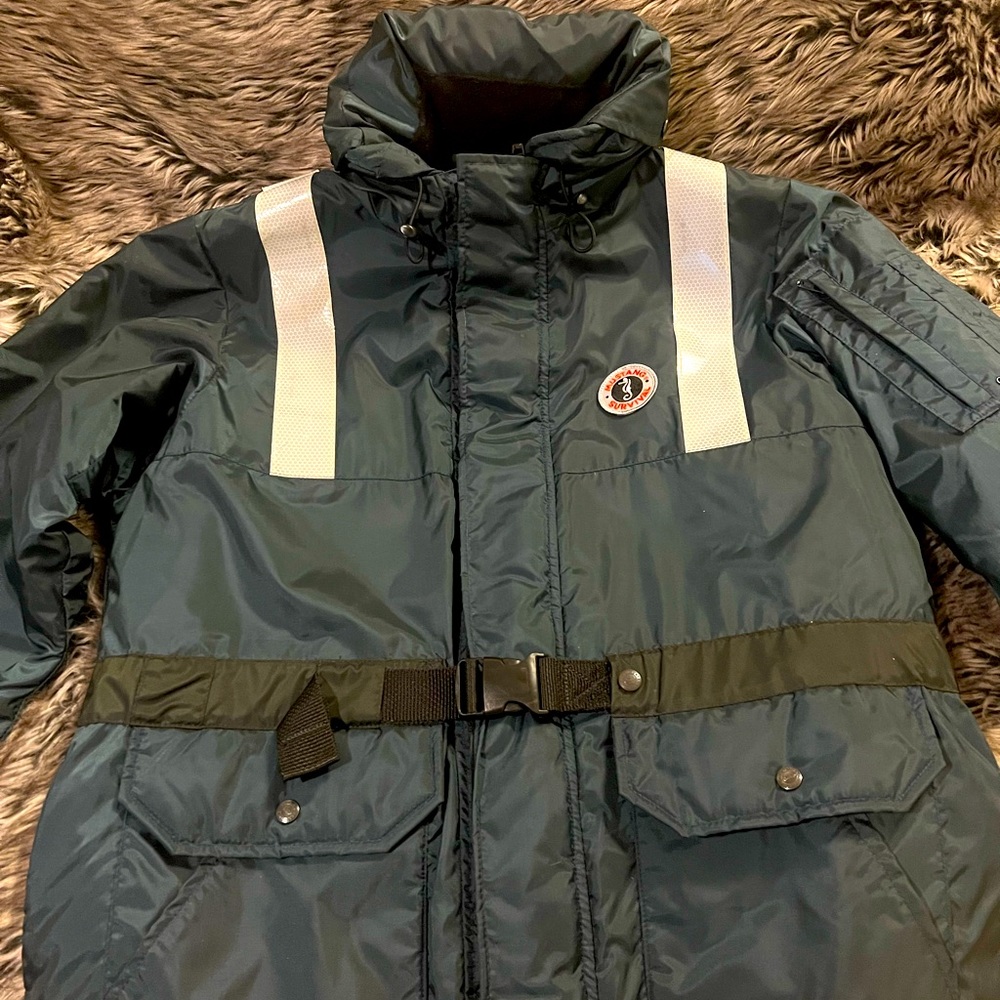 Men’s Mustang survival Jacket flotation aide. X-Large dark green